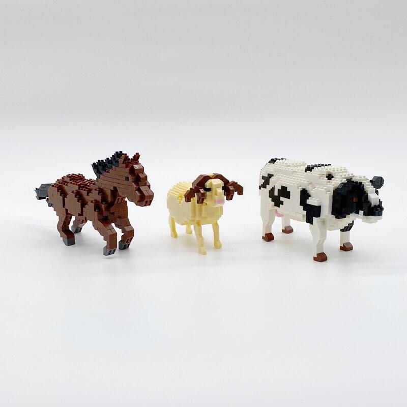 Pferd, Kuh und Schaf auf der Weide  | Bausteine