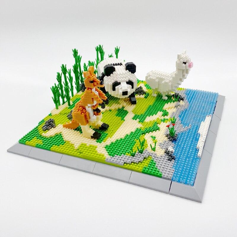 Panda, Känguru und Alpaka auf dem Gras  | Bausteine